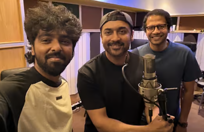 விஸ்வநாத் அண்ட் சன்ஸ் படத்தில் பாடிய நடிகர் சூர்யா!