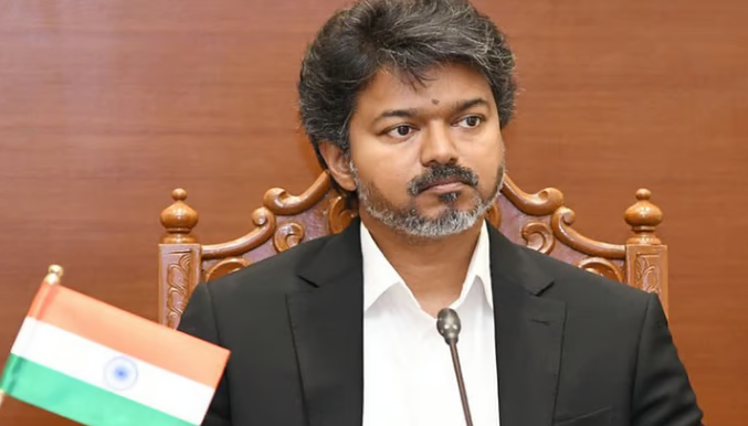 உயர்கல்வித்துறை அமைச்சர், அதிகாரிகளுடன் முதலமைச்சர் விஜய் ஆலோசனை
