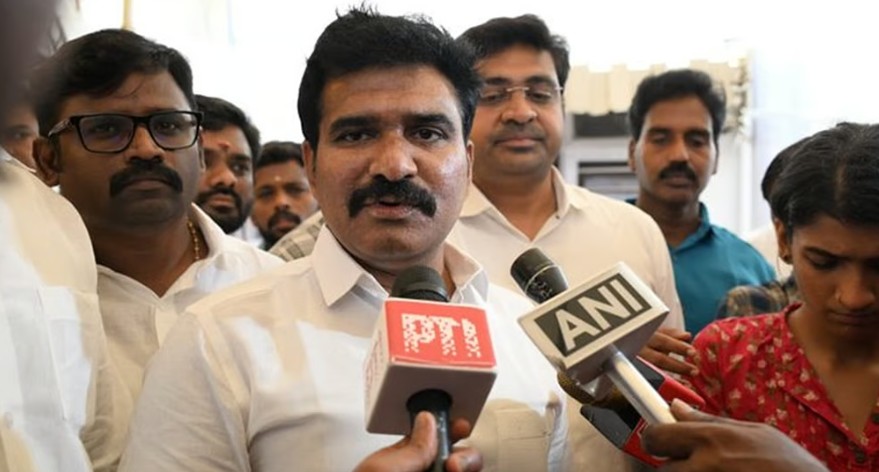 “முதல்வர் விஜய் கரூர் செல்வதால் திமுகவுக்கு என்ன பயம்?"