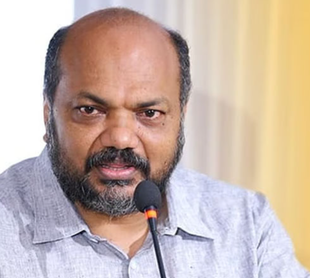 ചെലവ് ചുരുക്കലിനെ കുറിച്ച് പറയുന്നവർ സ്വന്തക്കാരെ നിയമിക്കാനുള്ള ശ്രമത്തിൽ, ചട്ടങ്ങൾ പാലിക്കാതെ പ്ലീഡർമാരുടെ നിയമനം: പി രാജീവ്