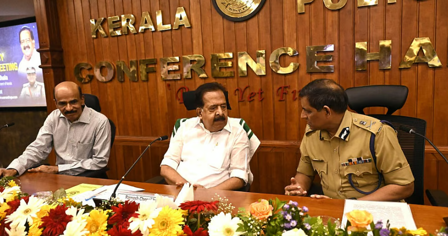 கேரளாவில் போதைப்பொருள் ஒழிப்பு நடவடிக்கையில் 6,700+ பேர் கைது: அமைச்சர் ரமேஷ் சென்னிதாலா