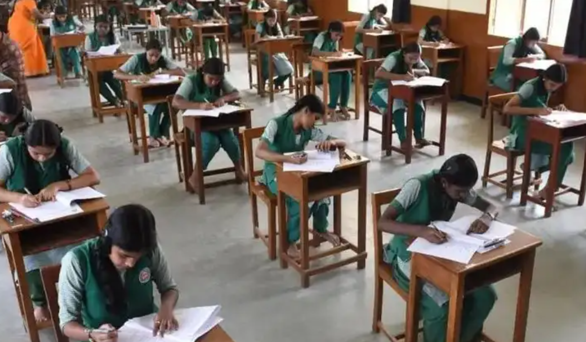 இனி 10ஆம் வகுப்பு மாணவர்களுக்கும் நுழைவுத் தேர்வு