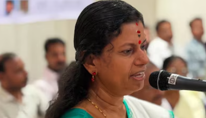 ‌'മുഖം ഉൾപ്പെടുത്താതെ ശരീരത്തിന്റെ ചിത്രം മാത്രം പകർത്തി, സമൂഹമാധ്യമത്തിൽ പോസ്റ്റ് ചെയ്തു' വെളിപ്പെടുത്തലുമായി മന്ത്രി ബിന്ദു കൃഷ്ണ