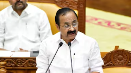 'പിണറായിയെപ്പോലെ ഒളിച്ചല്ല RSS നേതാക്കളെ കണ്ടത്; ഹിന്ദു നേതാക്കളെ കാണാൻ പറ്റില്ലെന്ന് പറയാനാകുമോ?' മുഖ്യമന്ത്രി