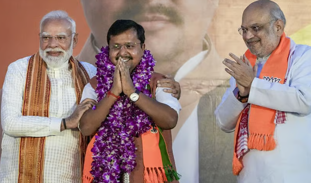 ಪ್ರಧಾನಿ ನಿವಾಸದಲ್ಲಿ ಬಿಜೆಪಿ ಉನ್ನತ ನಾಯಕರ ಸಭೆ: ಸಂಪುಟ ಪುನಾರಚನೆ ಕೌತುಕ