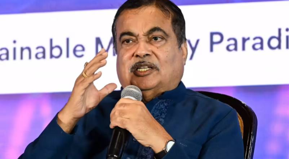 മിണ്ടിയാൽ കേസെടുക്കും… E20 പെട്രോൾ വിവാദം; ​ഗഡ്കരിക്കെതിരെ വ്യാജവിവിരം പ്രചരിപ്പെച്ചാന്നാരോപിച്ച് യൂടൂബ‍ർക്കെതിരെ കേസ്