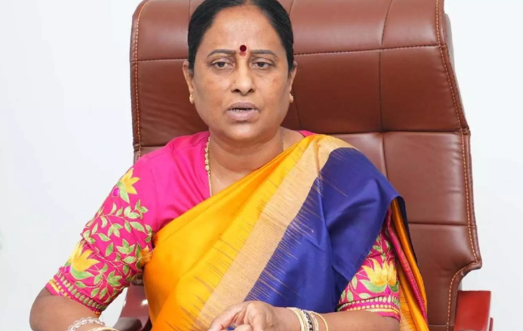 తెలంగాణ వ్యాప్తంగా అన్ని దేవాలయాల్లో వరుణ యాగాలు: మంత్రి కొండా సురేఖ
