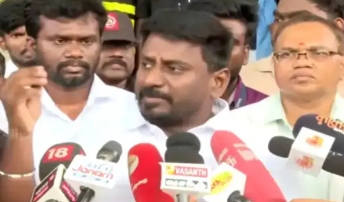 "எல்லாம் மாறுது.. கல்வியும் மாறுது! ஆடி, பாடி சொல்லிக்கொடுங்கள்"- அமைச்சர் ராஜ்மோகன்