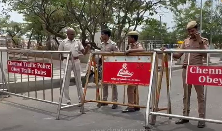 சென்னை மெரினா கடற்கரைக்கு பொதுமக்கள் செல்ல அனுமதி மறுப்பு