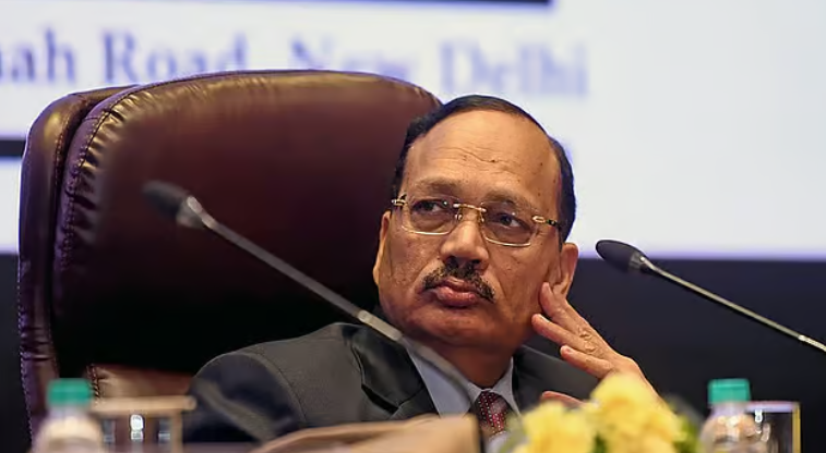 தில்லி மெட்ரோ ரயில் நிலையத்தை திறக்காவிட்டால்...! தலைமை நீதிபதி எச்சரிக்கை!