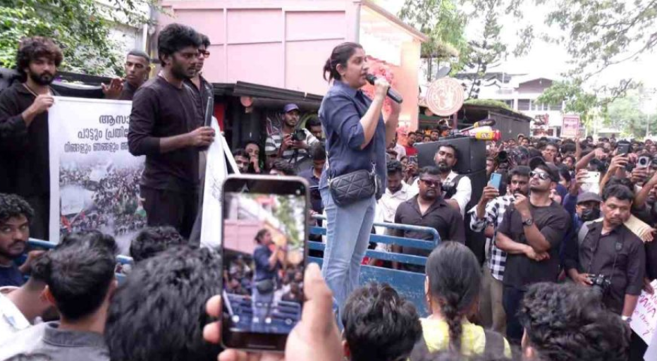 മുന്‍കൂര്‍ അനുമതിയില്ല; കൊച്ചിയിൽ 'വേടൻ' പങ്കെടുത്ത ഐക്യദാർഢ്യ പരിപാടിയ്‌ക്കെ‌തിരെ കേസ്