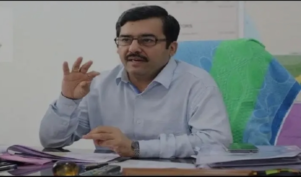 நில நிர்வாக ஆணையராக ராஜேஷ் லக்கானி நியமனம்