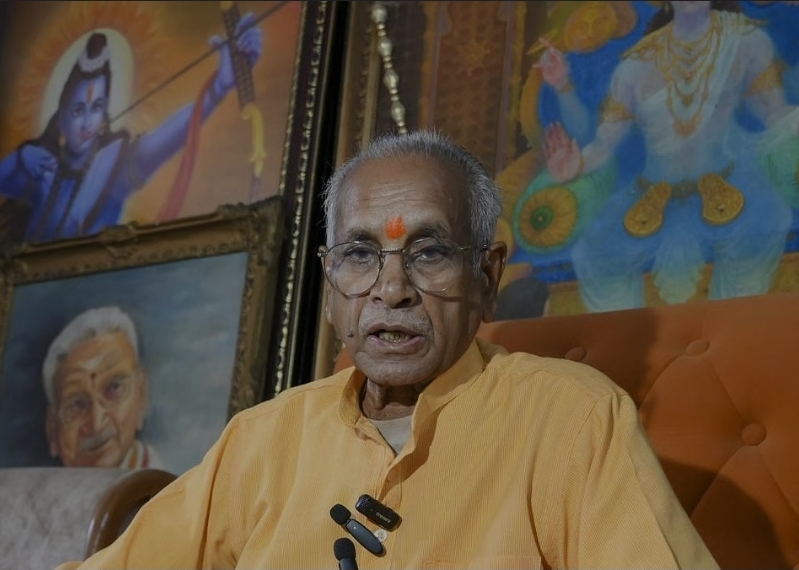 அயோத்தி ராமர் கோயில் அறக்கட்டளையின் முன்னாள் பொதுச்செயலாளர் சம்பத்ராய் குற்றமற்றவர்: ஆர்எஸ்எஸ், விஎச்பி, சாதுக்கள் கூட்டத்தில் அறிவிப்பு