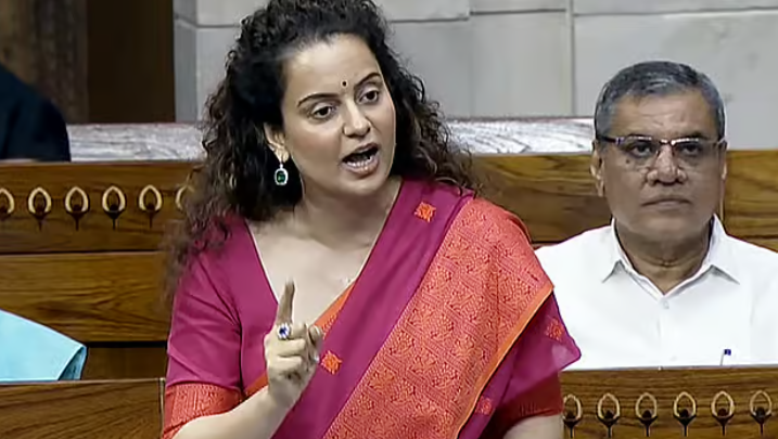 ஒரே இடத்தில் இவ்வளவு அசிங்கத்தைப் பார்த்ததில்லை: மாணவர்களை விமர்சித்த கங்கனா!