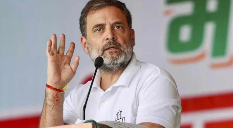 உட்கட்சி பூசலே காங்கிரஸ் வளர்ச்சிக்கு முட்டுக்கட்டையாக இருக்கிறது