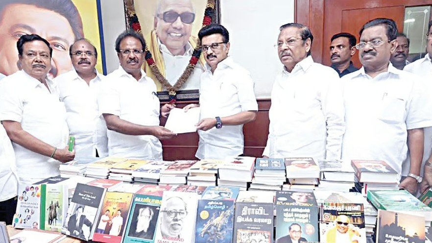 குளறுபடிக்கு தீர்வு காணும் வரை மின் கட்டணம் செலுத்த கால அவகாசம் வேண்டும்: