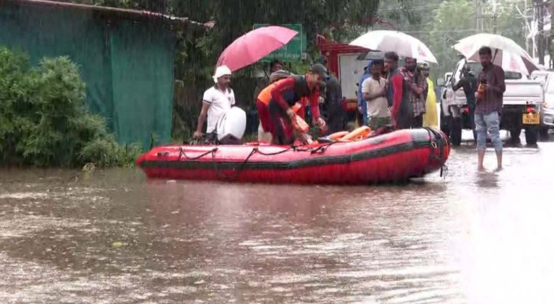 പത്തനംതിട്ടയിൽ കനത്ത മഴ; തിരുവല്ലയിലും റാന്നിയിലും വെള്ളം കയറി