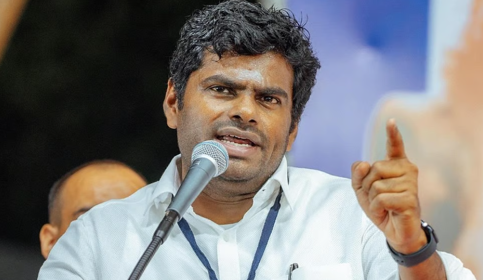“தமிழ் வழியில் பயின்ற காவலர்களுக்கும் வேலை வாய்ப்பில் முன்னுரிமை வழங்குக” - அண்ணாமலை