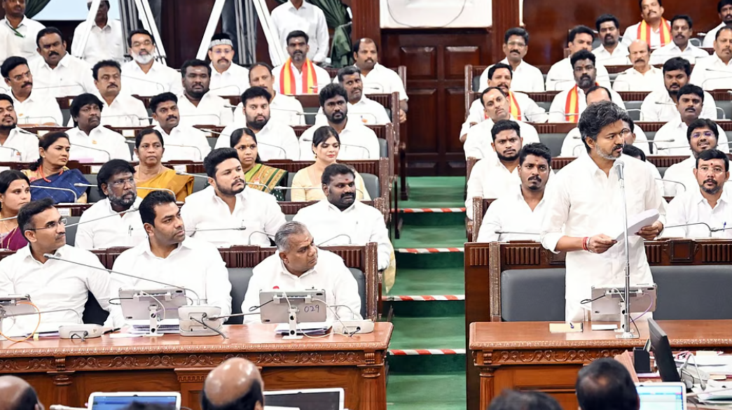 தமிழ்த்தாய் வாழ்த்துக்கு முதலிடம்: 