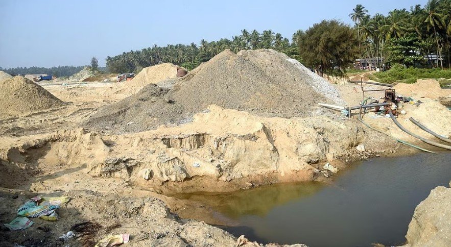 பிற மாநிலங்களுக்கு கனிமவளம் கொண்டுசெல்ல அனுமதி வேண்டும்