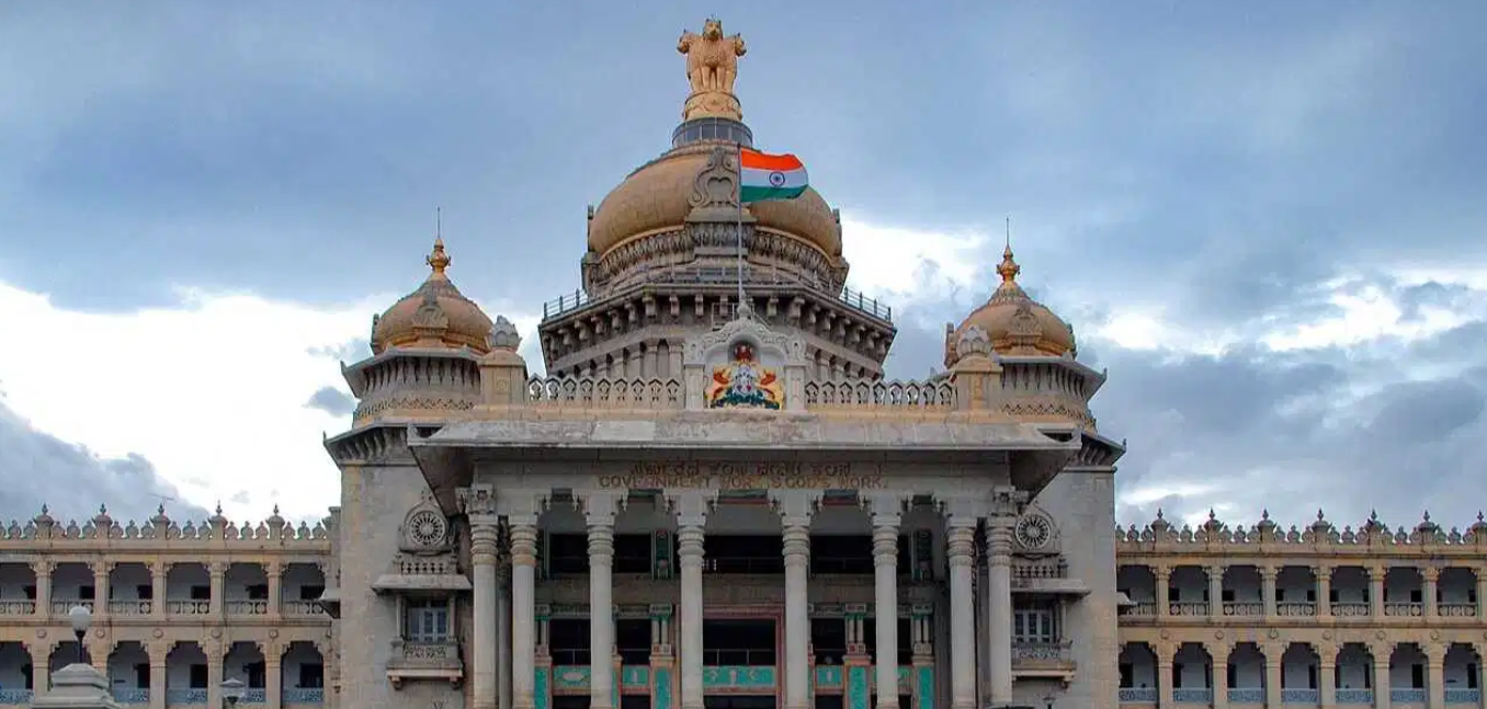 Independence Day 2026: ವಿಧಾನಸೌಧದ ಮುಂಭಾಗ ಇಂದು ಸಂಜೆ ಸಂಗೀತ ರಸಸಂಜೆ, ಫ್ರೀಡಂ ಪರೇಡ್!