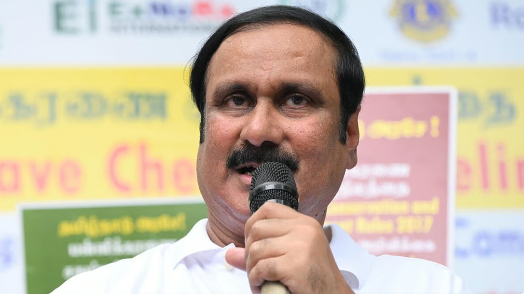 “ஆவின் பால் கொள்முதல் விலையை லிட்டருக்கு குறைந்தது ரூ.7 ஆக உயர்த்த வேண்டும்” - அன்புமணி