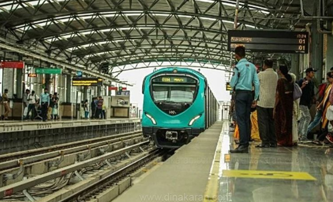 கொச்சி மெட்ரோ ரயில் நிறுவனத்தின் பெயரை ‘கேரளம் மெட்ரோ ரயில் நிறுவனம்' 